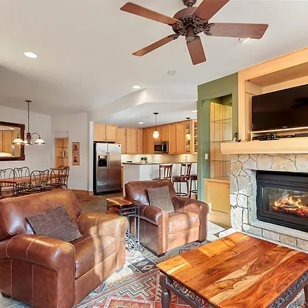 Park Avenue Lofts 210 By Great Western Lodging